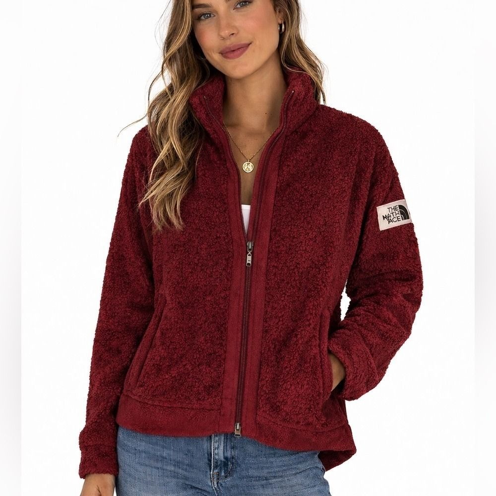 The North Face Size Large Women's ' Cozy Red Sherpa Jacket
